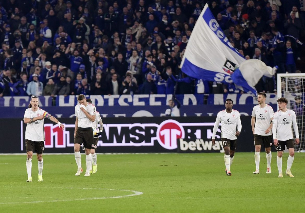FC Schalke 04 vs. FC St. Pauli 3:1 – Prädikat „ungenügend“