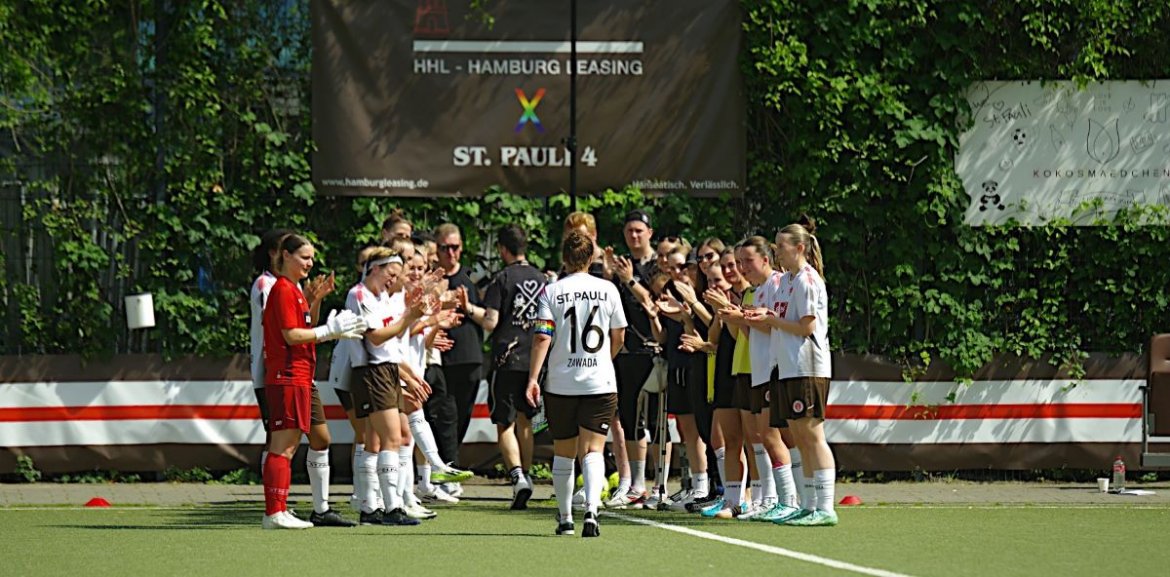 1. Frauen: 2:1 gegen Werder II – One Last Dance