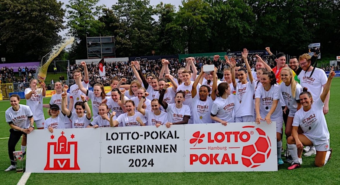 1. Frauen: We did it again – Champions!