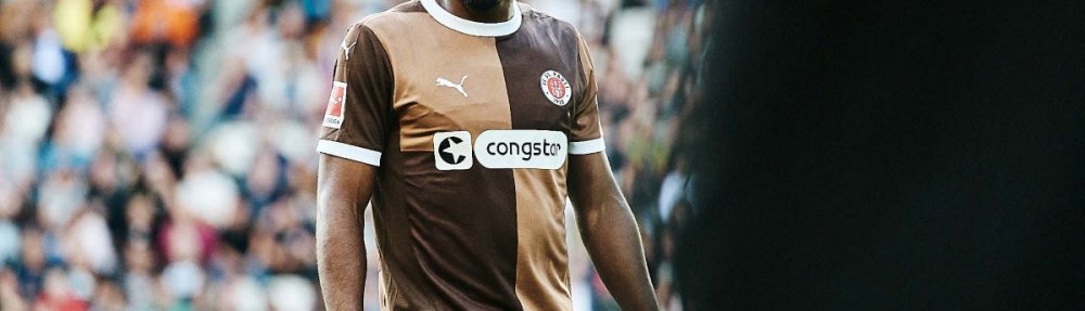 Hamburg, Deutschland, 09.08.2024, Millerntor-Stadion, FC St. Pauli - Atalanta Bergamo Dapo Afolayan (FC St. Pauli) traf beim Testspiel gegen Atalanta Bergamo zum zwischenzeitlichen 2:0 für den FCSP. Copyright: Stefan Groenveld