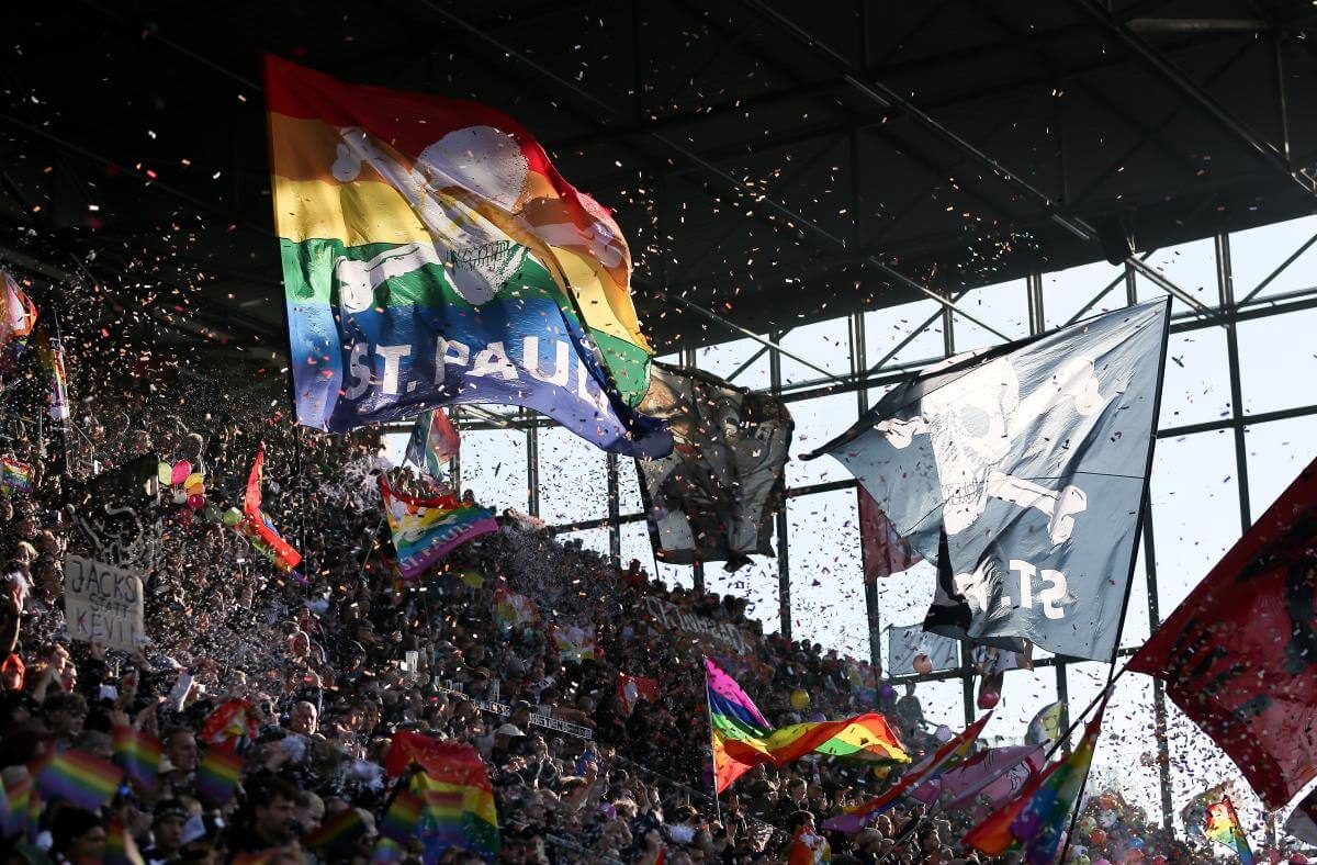 FC St. Pauli vs VfL Wolfsburg 00 Kein Happy End unterm Regenbogen MillernTon