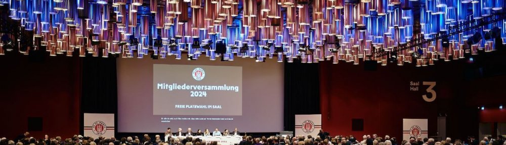 FC St. Pauli Mitgliederversammlung 2024 im CCH.