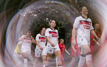 Spielerinnen des FC St. Pauli vor dem Spiel beim ETV, 14.09.2025 // (c) @eddy.photogr