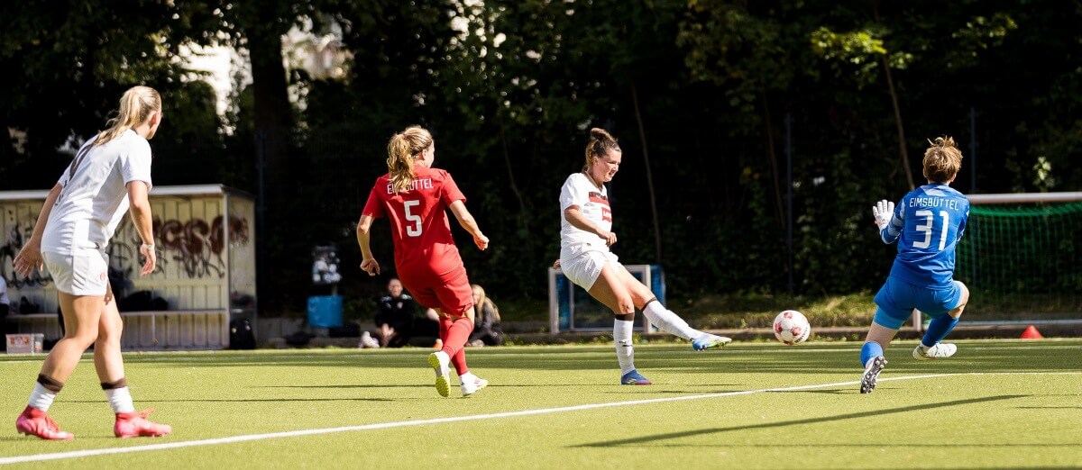 Rachel Rinast (FC St. Pauli) mit dem 1:1-Ausgleich beim Eimsbütteler TV. // 14.09.2025 // (c) @eddy.photogr