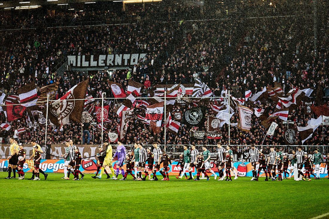 Funkenflug am Millerntor