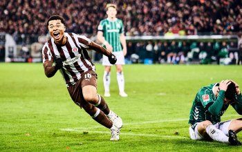 Hamburg, Deutschland, 22.02.2026, Millerntor-Stadion, Fussball, Bundesliga, FC St. Pauli - SV Werder Bremen Joel Fujita (FC St. Pauli) jubelt nach seinem Treffer zum 2:1 gegen Werder Bremen. Copyright: Stefan Groenveld