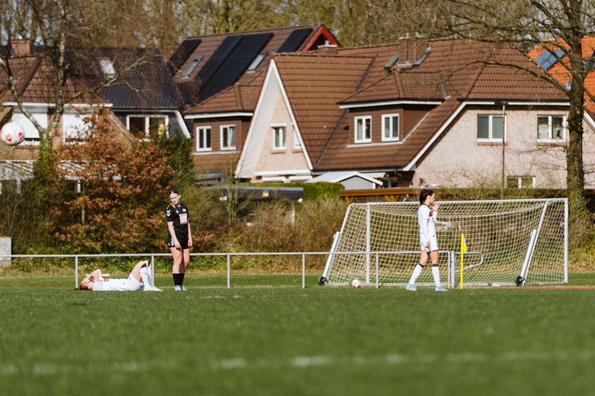 1. Frauen: Drei Aluminiumtreffer und zwei Kacktore