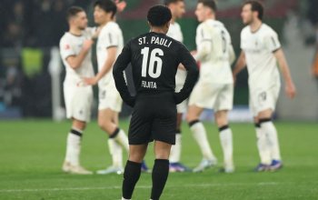 MOENCHENGLADBACH, GERMANY - MARCH 13: Joel Chima Fujita of FC St.Pauli looks dejected after the Bundesliga match between Borussia Mönchengladbach and FC St. Pauli at Borussia-Park on March 13, 2026 in Moenchengladbach, Germany. (Photo by Dean Mouhtaropoulos/Getty Images)