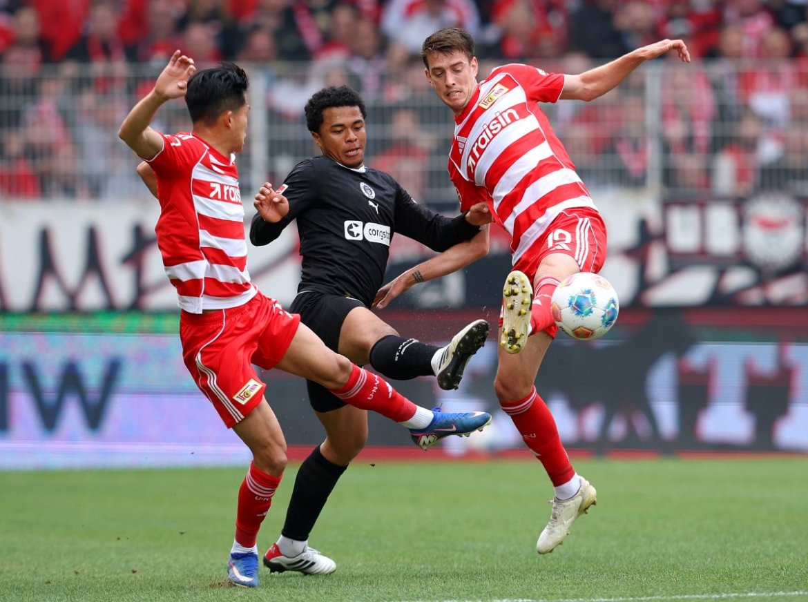 1. FC Union Berlin vs. FC St. Pauli 1:1 – Stark am Boden, schwach in der Luft