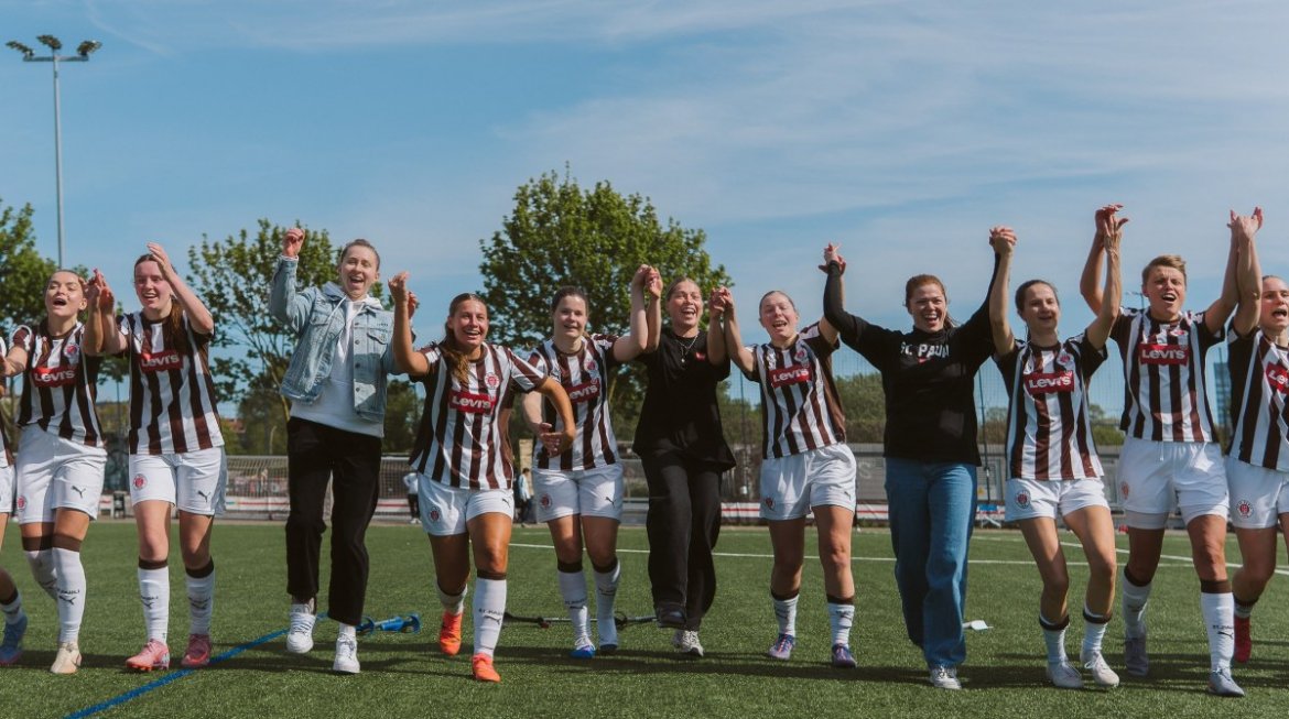 1. Frauen: Derbysiegerinnen gegen SC Victoria