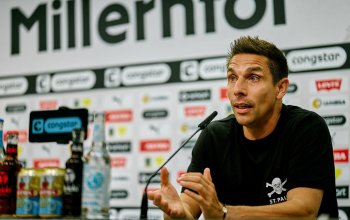 Marcel Rapp (FC St. Pauli) bei seiner ersten Pressekonferenz als neuer Cheftrainer.