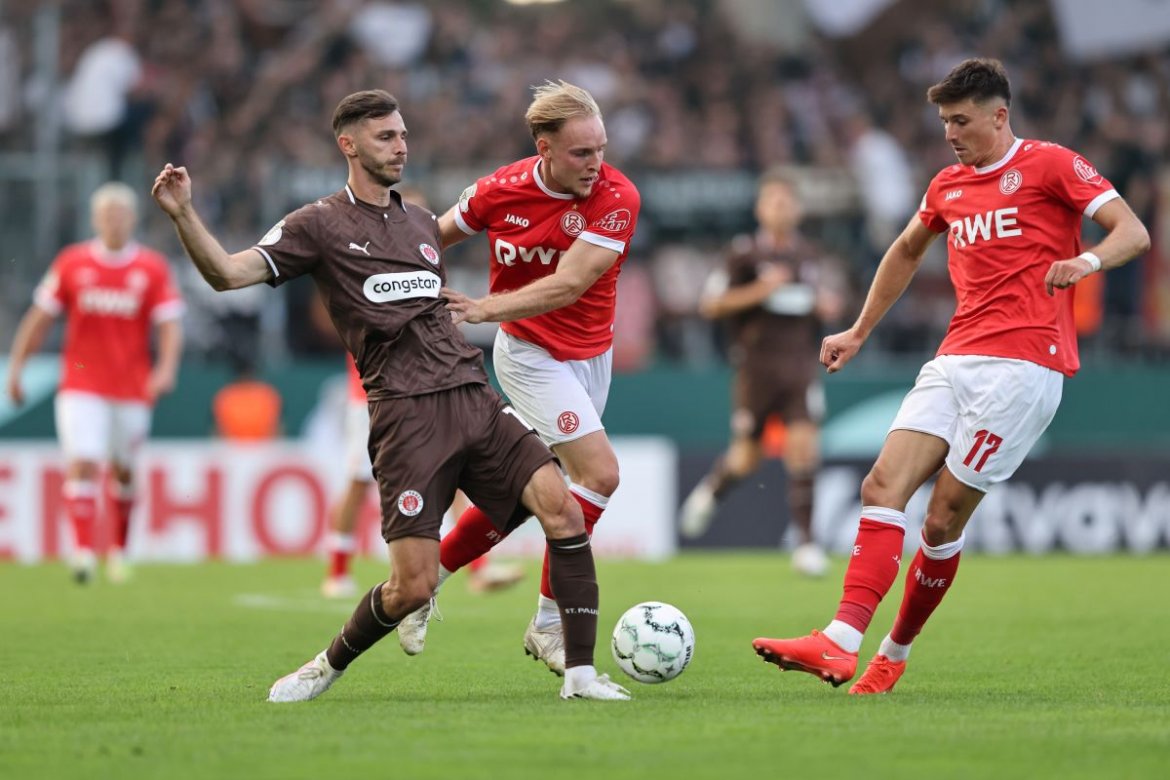Rot-Weiss Essen vs. FC St. Pauli 2:0 – verdient raus, kein Applaus