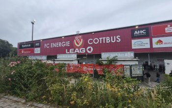 Blick auf den Gästebereich, LEAG Stadion, FC Energie Cottbus, 20.09.2026